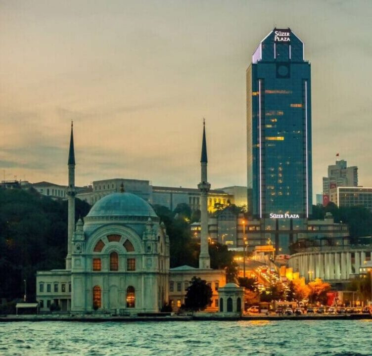 yilkomer süzer plaza