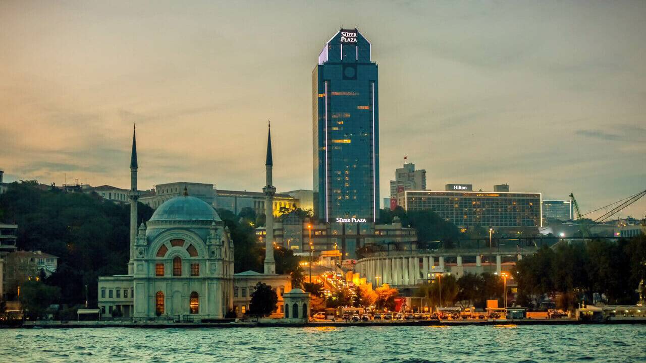 yilkomer süzer plaza